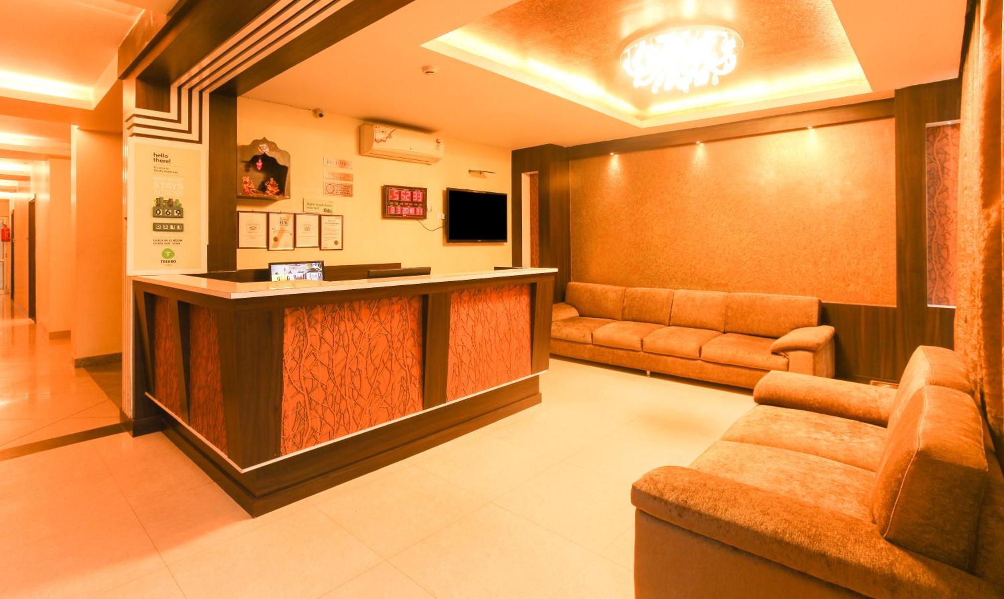 Hotel Janki International 3 Km From Kashi Vishwanath Temple Free Pickup From Railway Station Varanasi Luaran gambar